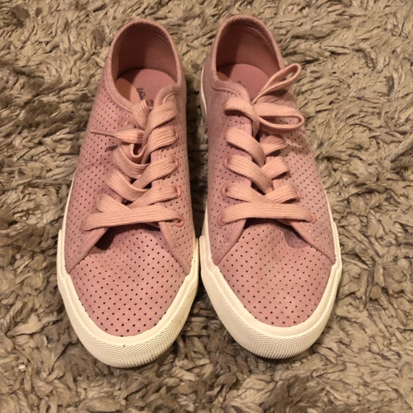 Universal Thread Shoes - PRICE FIRM Pink Sneakers